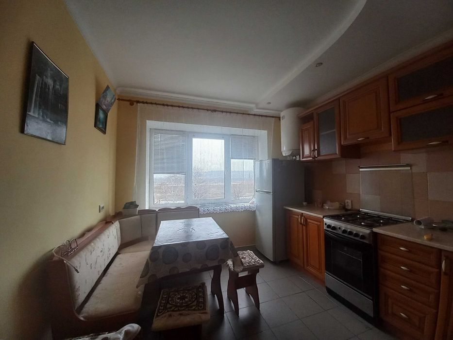 Продаж 2 кім квартири вул. Хіміків 22