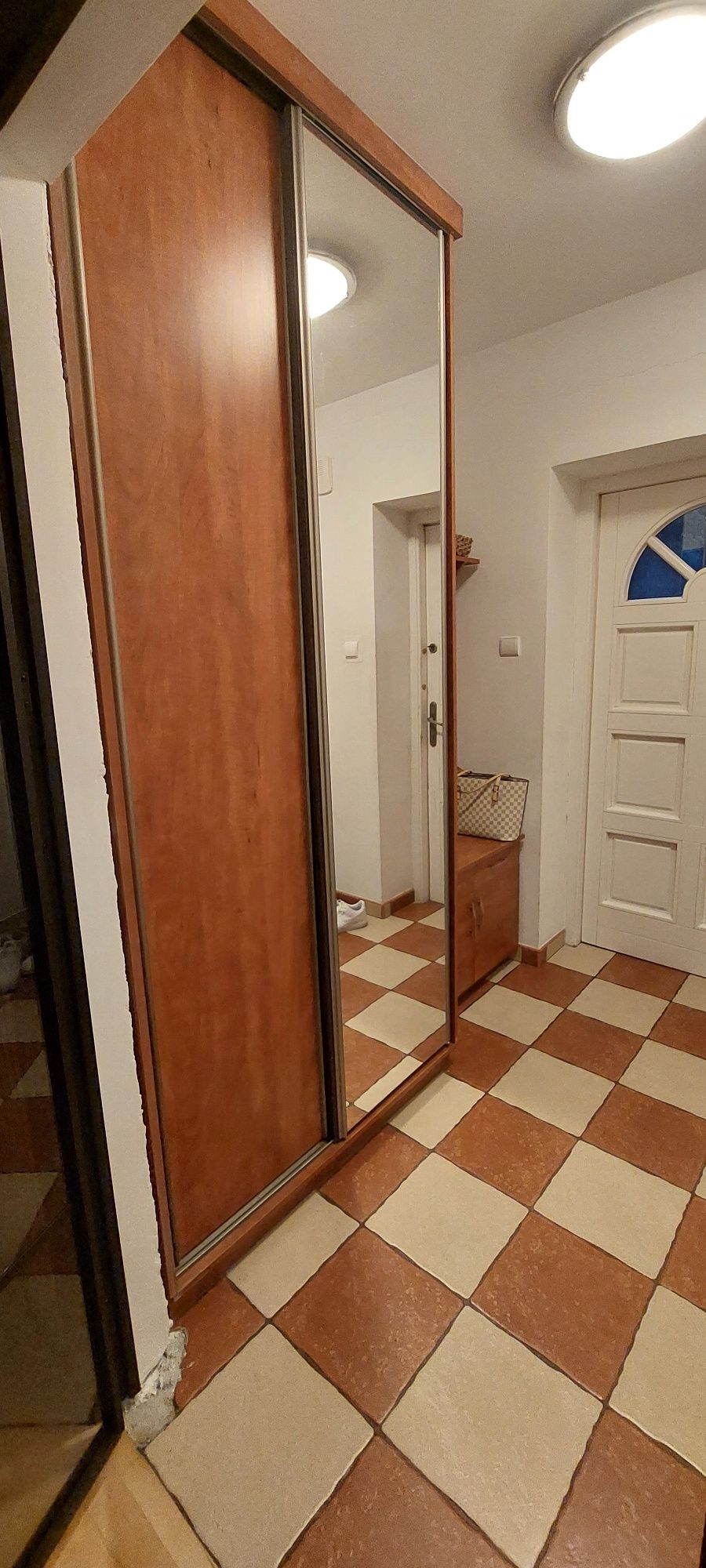 Szafa do za udowy przesuwna