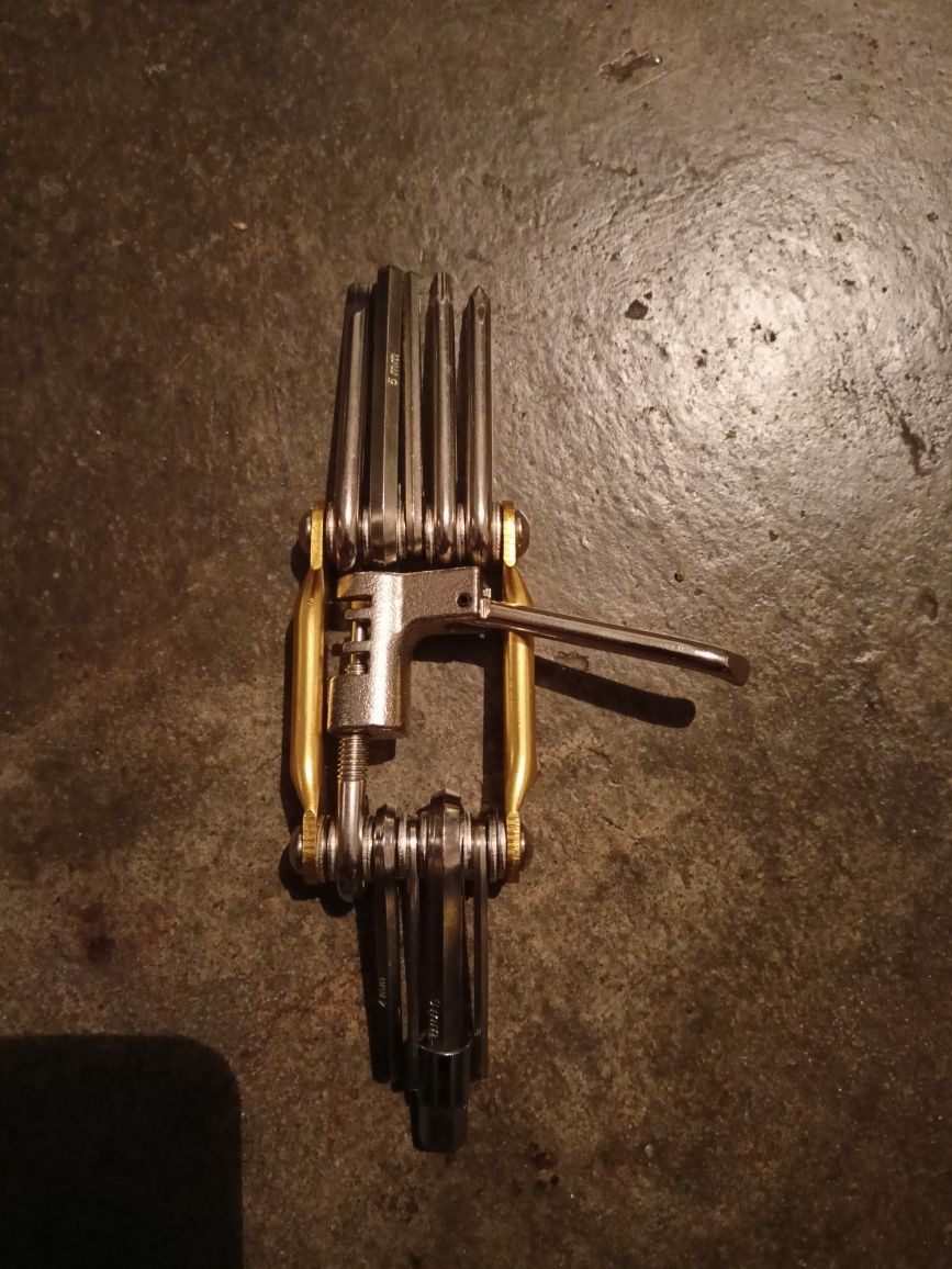 Multitool rowerowy
