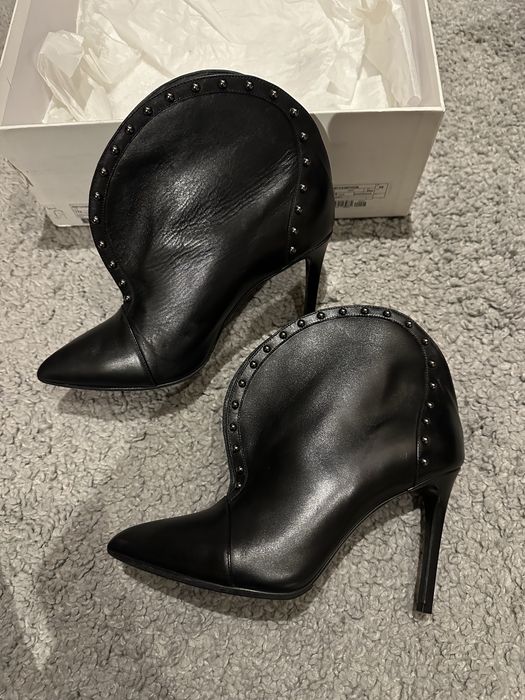 Ботильйони Balmain