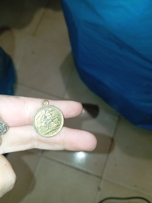 Libra antigo pequena