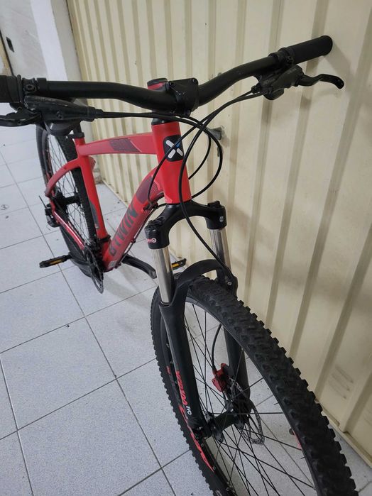 bicicleta BTT Decathlon Btwin Rockrider ST540