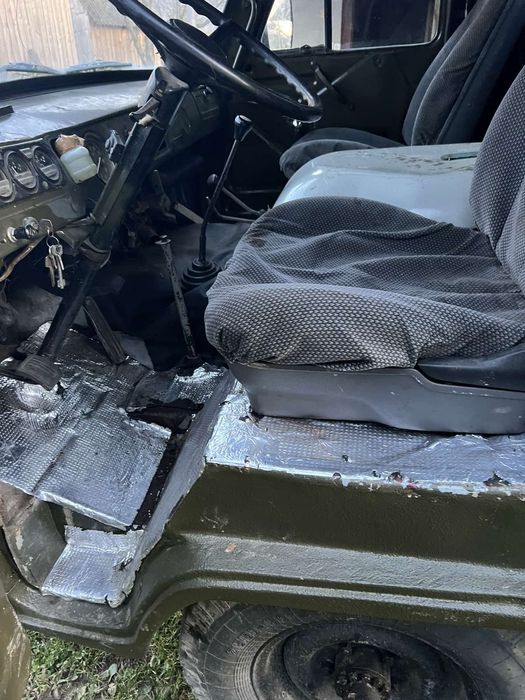 Продам уаз бортовий у хорошому стані