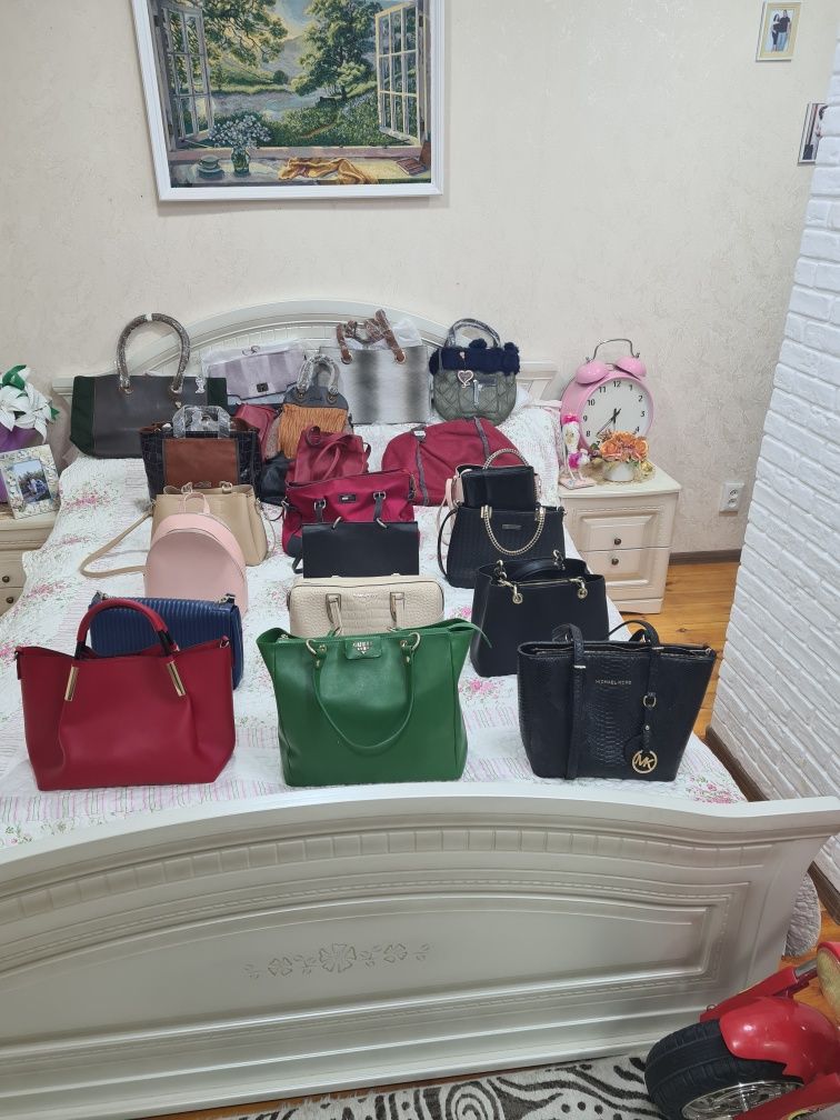 Женская сумка фирменная Guess, Furla, Michael Cors, DKNY, Roberto Pelu