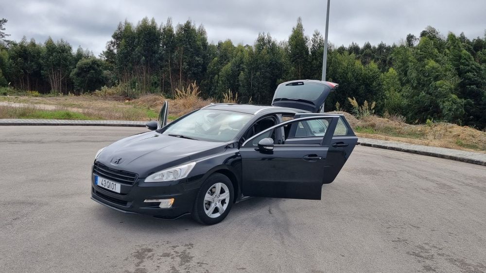 Peugeot 508 SW 2011