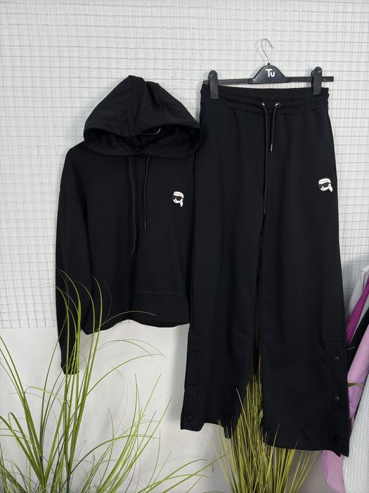 Новий жіночий костюм karl lagerfeld