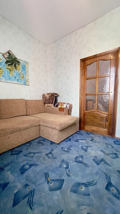 Продаж двох кімнатноі квартири