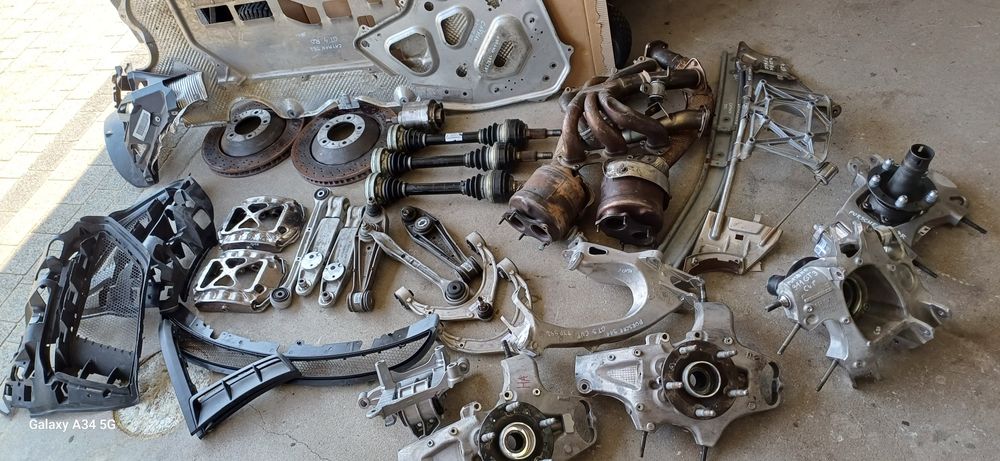 Zwrotnica lewa tylnia porsche cayman boxster GT4 9F2