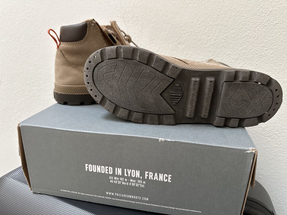 PALLADIUM botas pele