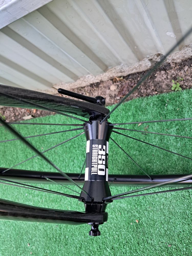 Kuota Kharma Шосейний Карбоновий Велосипед Carbon DT Swiss Ultegra
