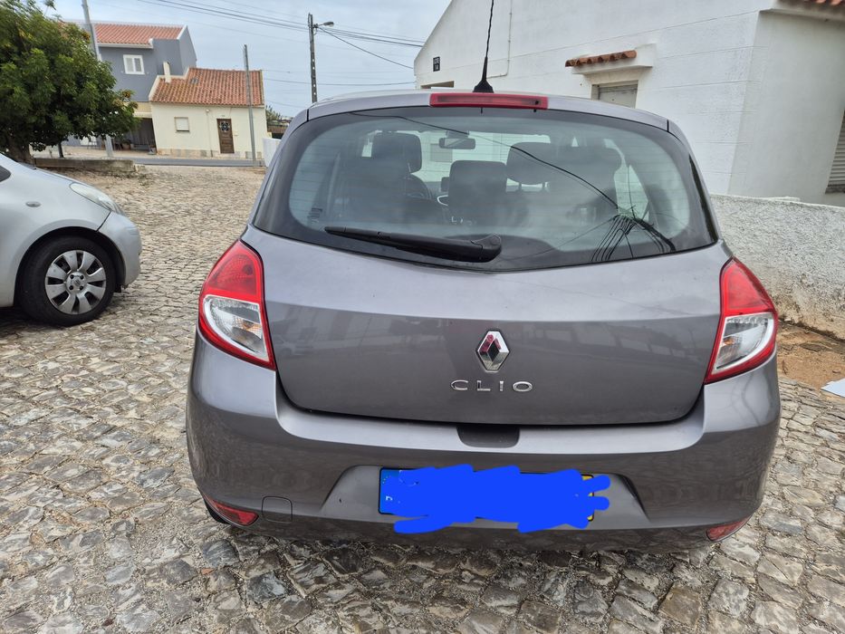 Renault Clio 1.2 2010 como novo 104 000 kms