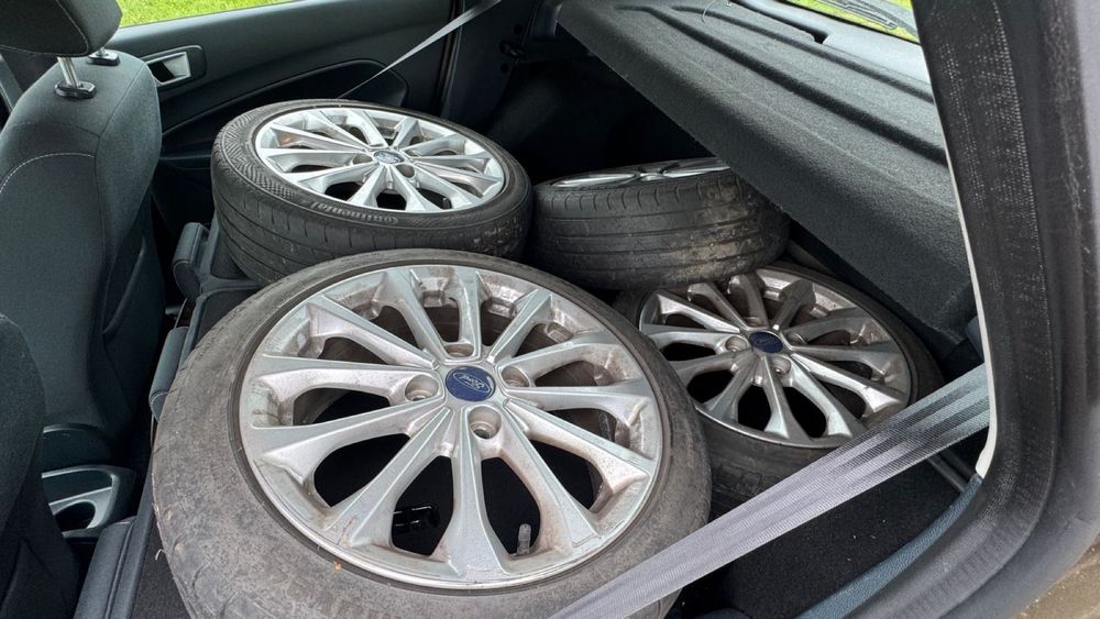 Розборка, Двері U1 Форд Фієста мк7 / Ford Fiesta mk7 1.25 Duratec