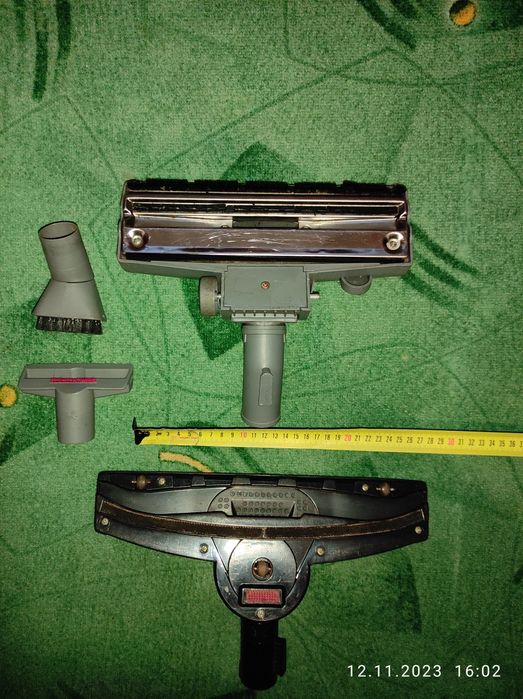 Щітка маленька до пилососа LG