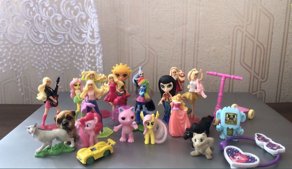 Набір іграшок(кіндери)