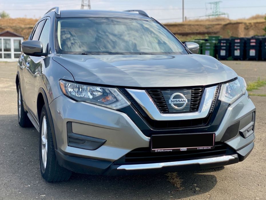 Автомобиль Nissan Rogue