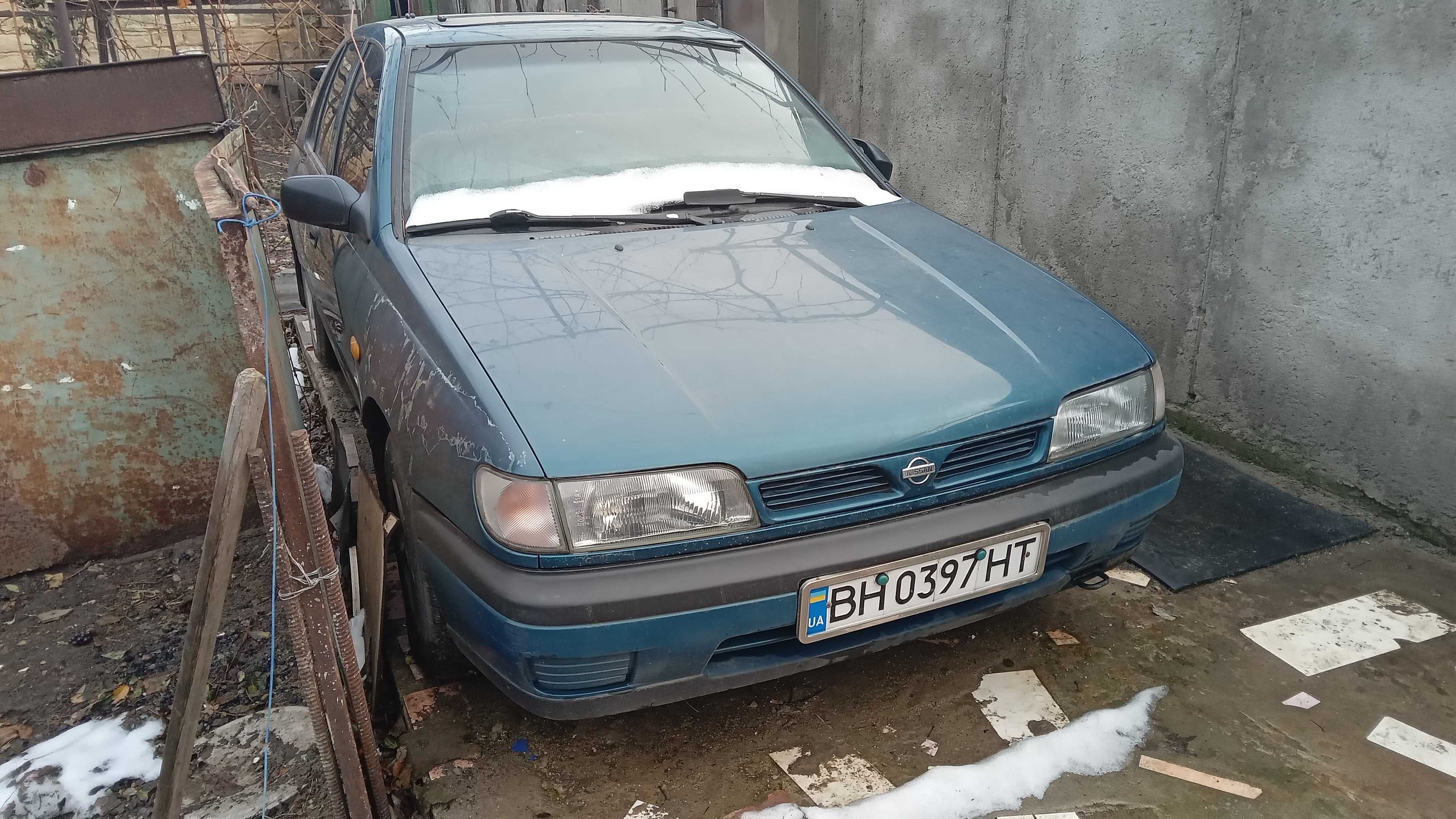 ПРОДАМ хетчбек Nissan Sunny 1995 VIII покоління 1.4i MT (75 к.с.) Base