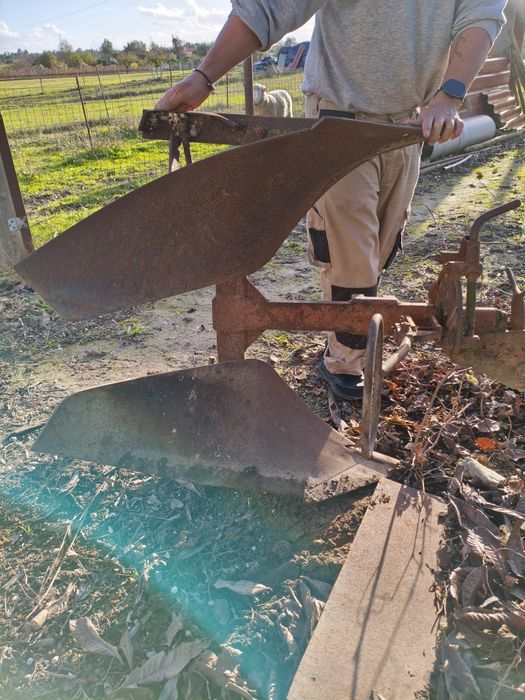 Charrua e abre regos pascoali