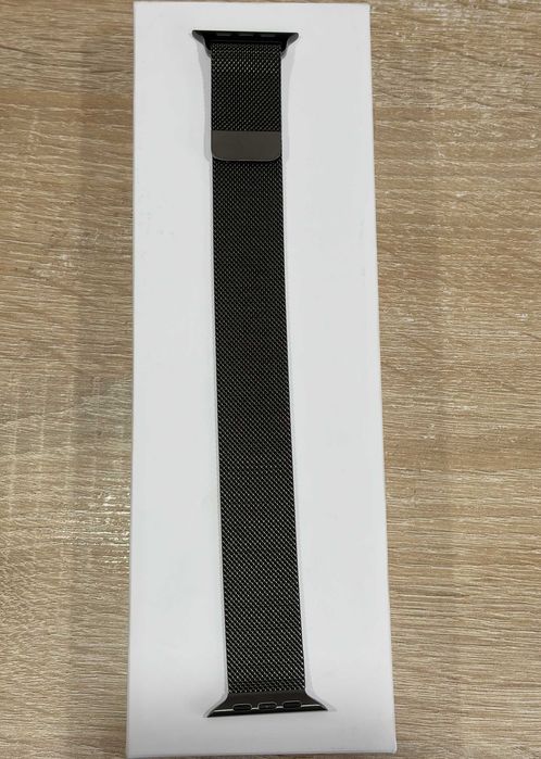 Apple Watch Series 11 titânio Cellular 46 mm, Loop ardósia, como novo