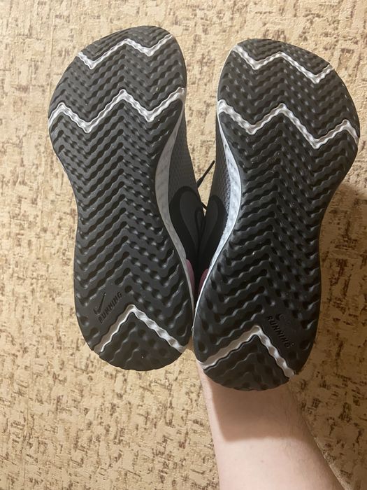 Кросовки Nike Wmns Revolution 5 ориг