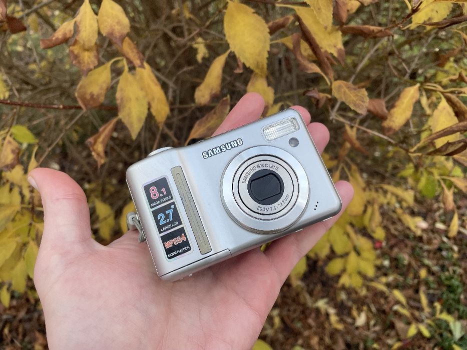 Samsung S830 - kompaktowy aparat
cyfrowy