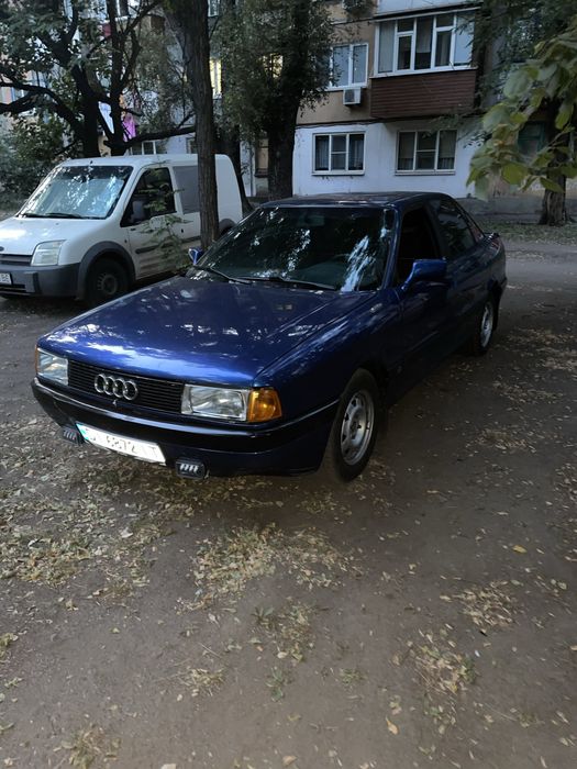 Срочно Продам Ауди 80 б3 торг есть
