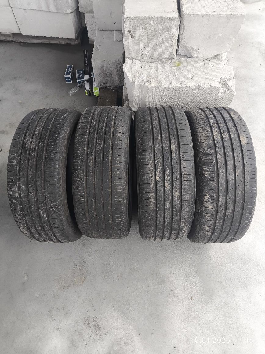 Opony letnie Continental 235/45/19