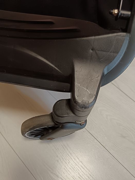 Продам дитячу прогулянкову коляску