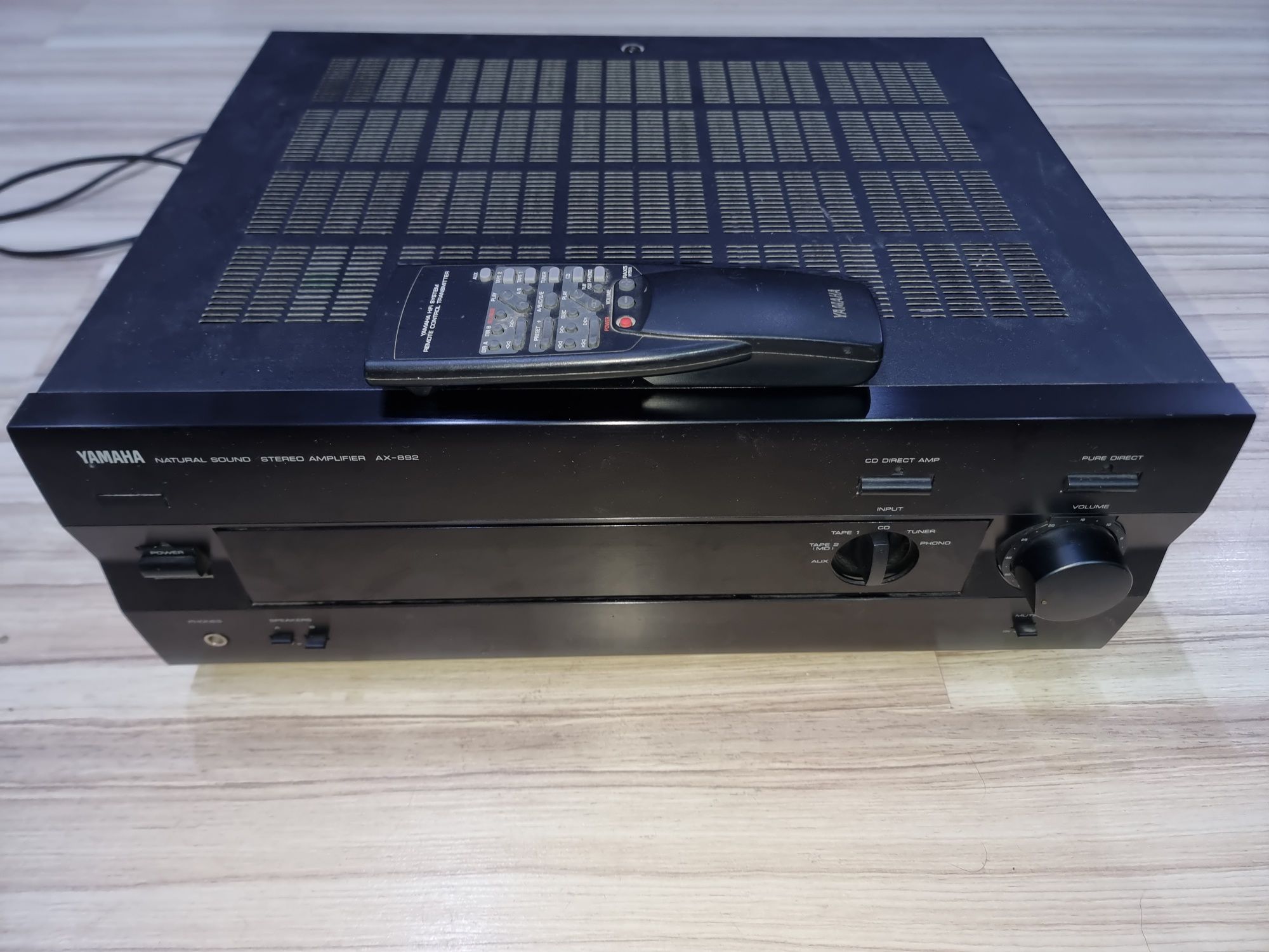 Wzmacniacz  Yamaha AX 892 z pilotem