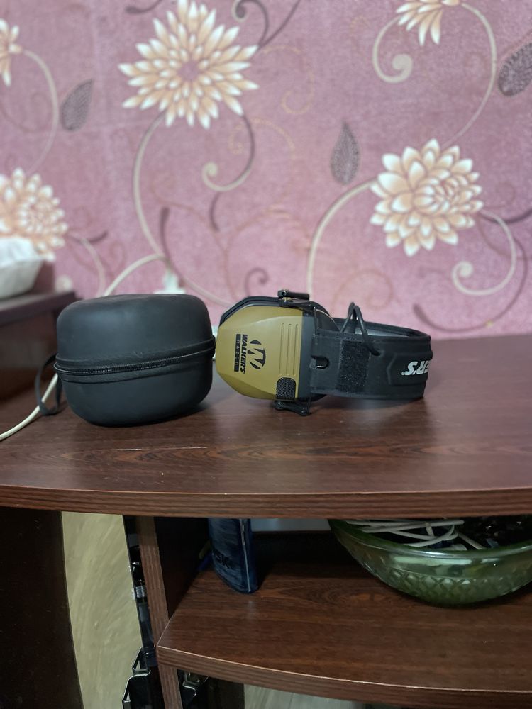 Продаю активні навушники