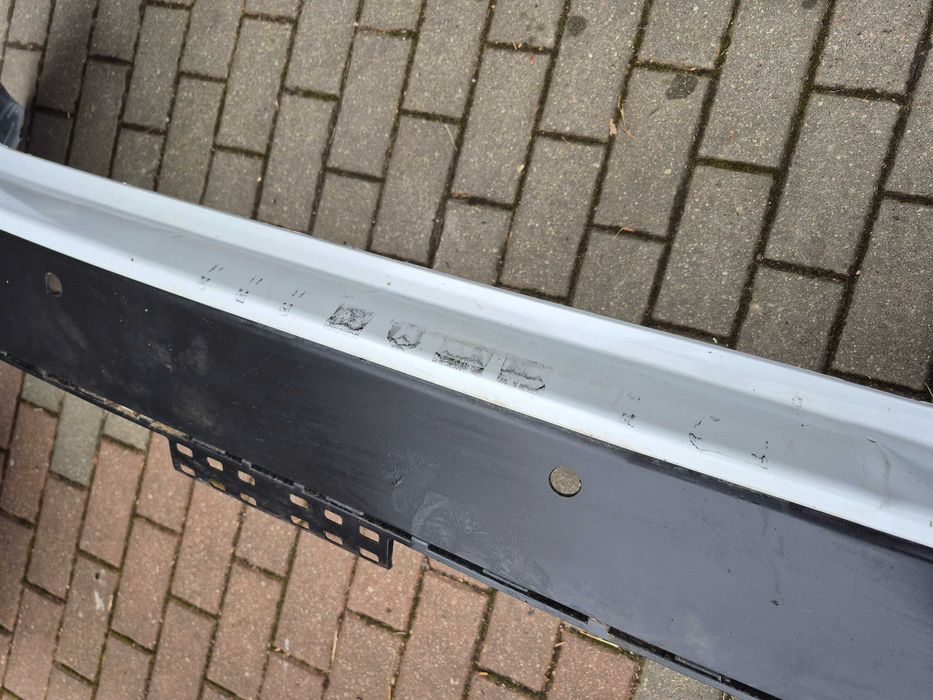 Suzuki Vitara II 2015- Zderzak PDC tył tylny oryginalny