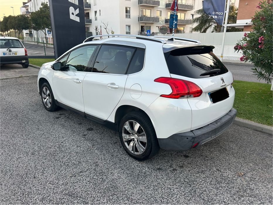 Peugeot 2008 1.2 Allure