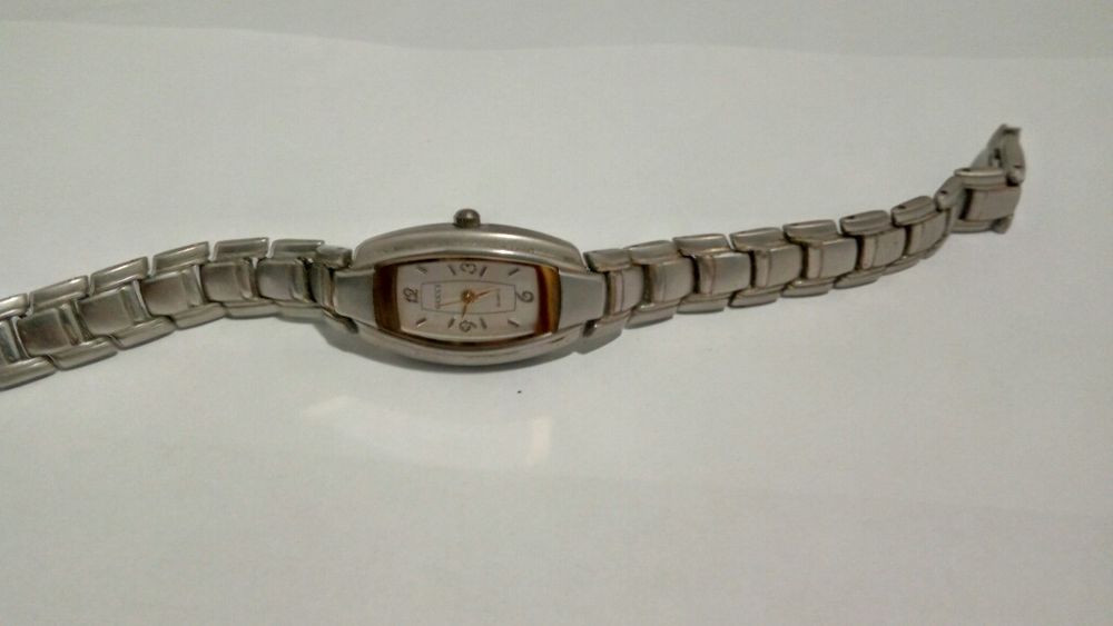 Часы Stanless Steel back