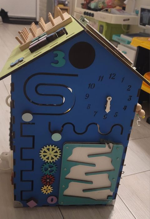 Бізі будинок/бізідом/бізіборд