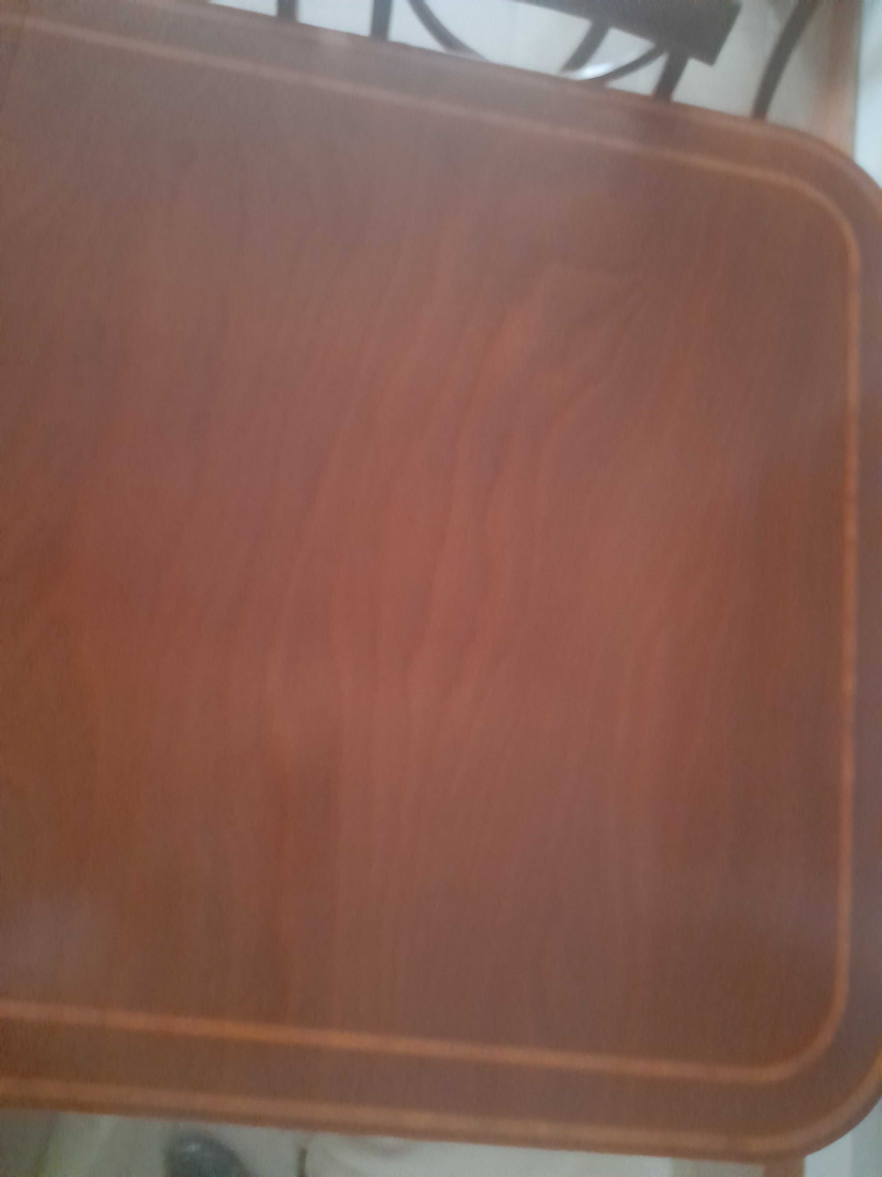 mesa de Jantar e cadeiras Caires