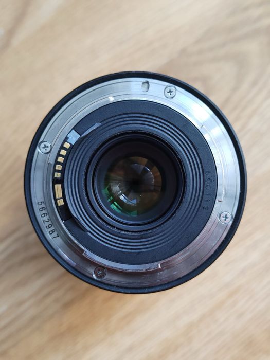 Canon EF 16-35mm f/2.8L II USM