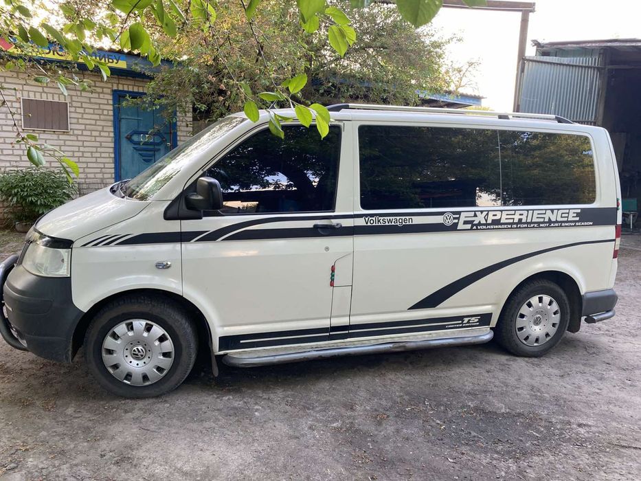 Продам Volkswagen T5 Transporter