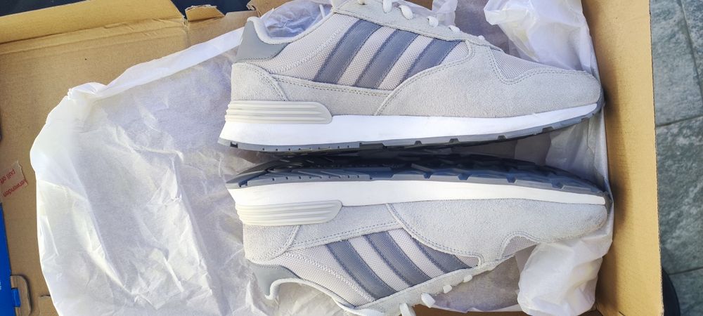 tenis adidas modelo jogger/treziod 2.0