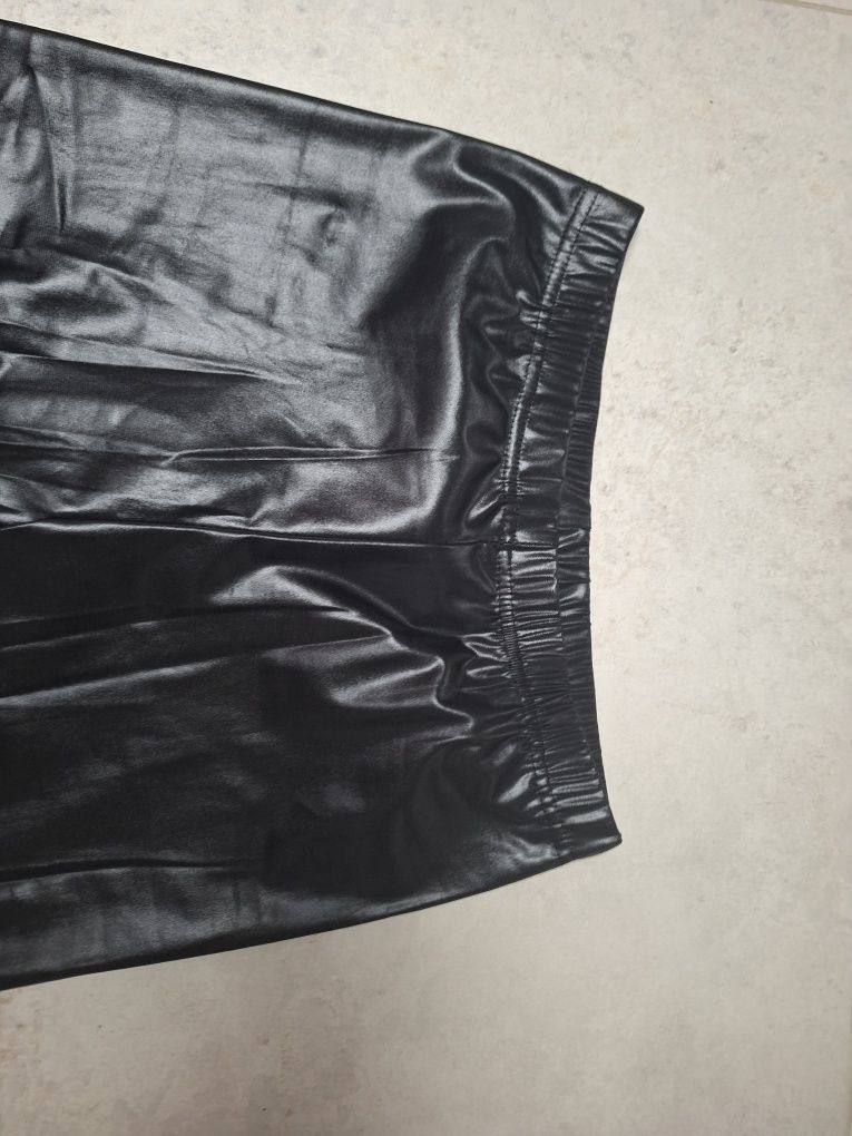 Legginsy z połyskiem, nowe M/L