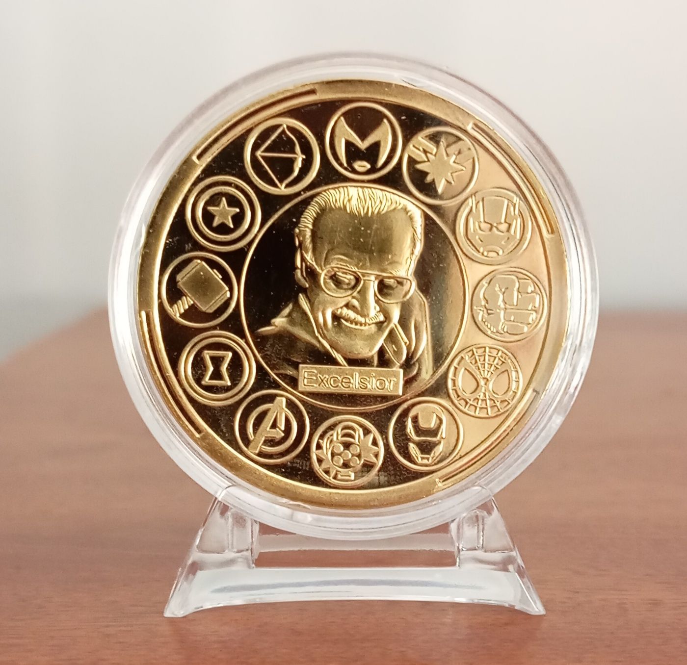 Conjunto 5 Moedas Comemorativas Marvel - Avengers Assemble com Suporte