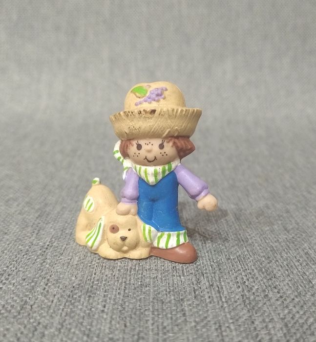 Antiga figura em PVC Docinho de Morango