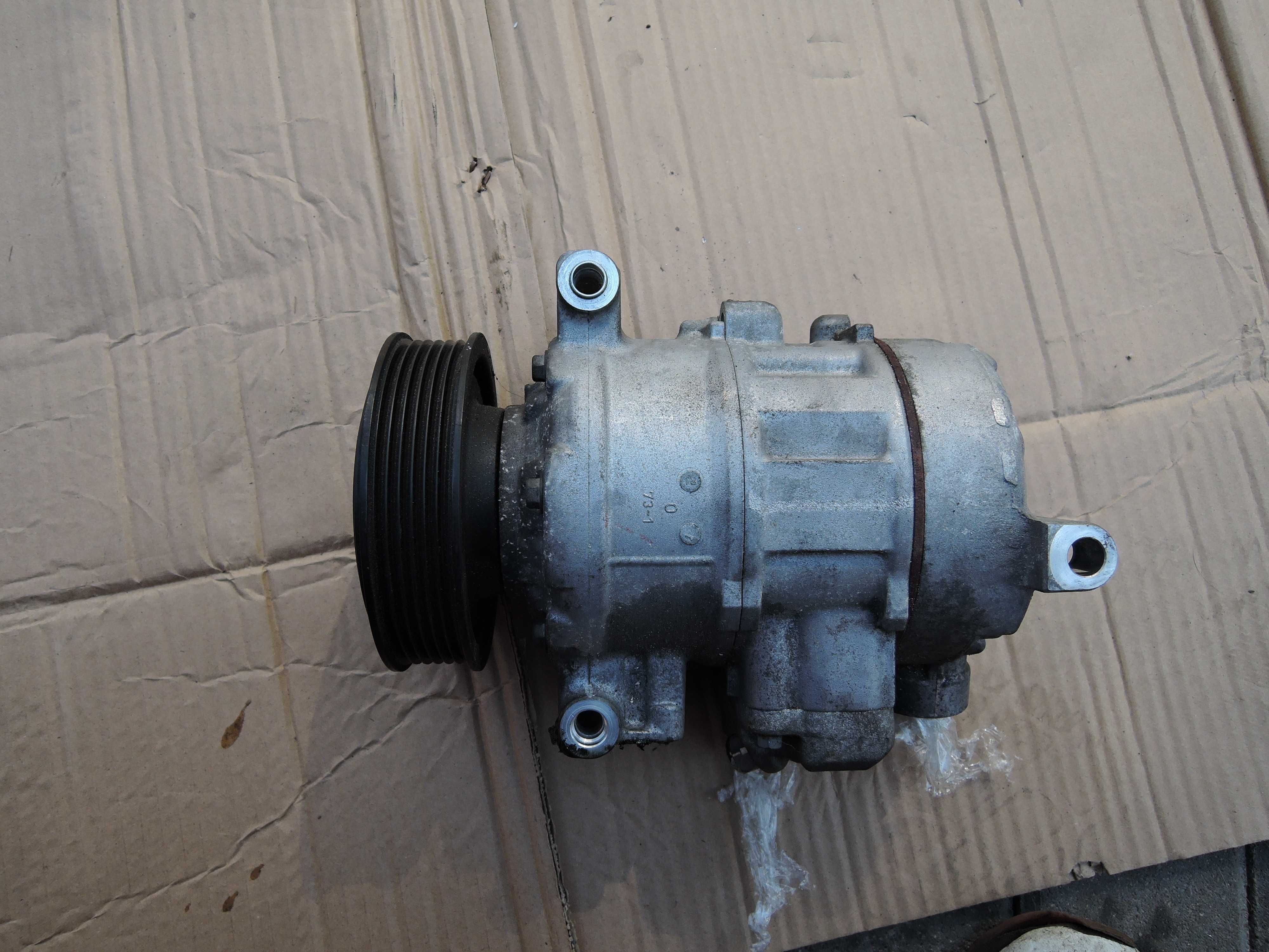 Kompresor Sprężarka Klimatyzacji AUDI VW 1K0.820.859N