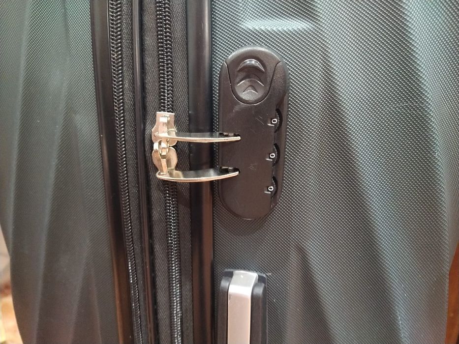 Mala malas de porão até 23 kg viagem casa quarto apartamento vivenda.