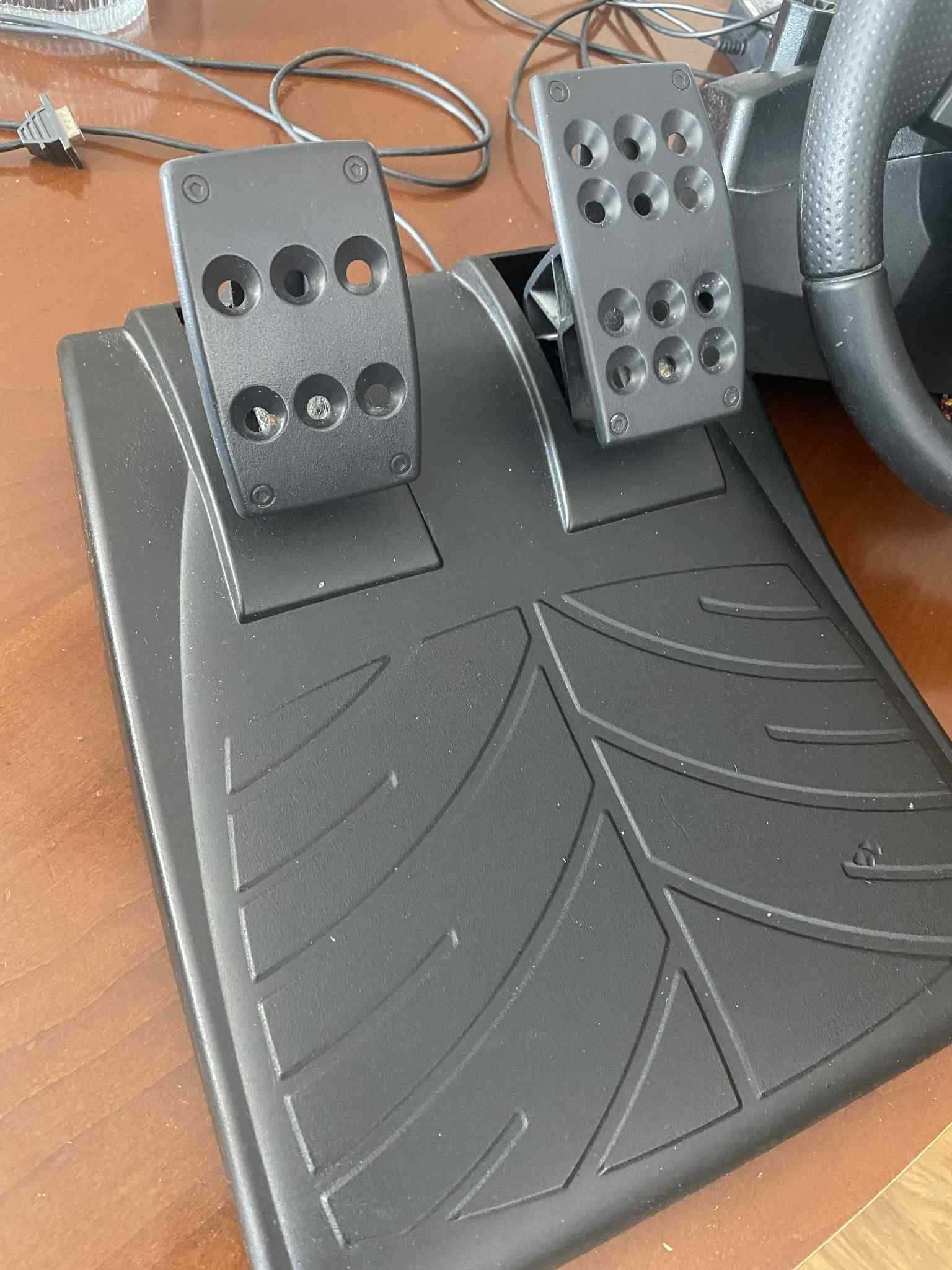 Kierownica Logitech driving force gt