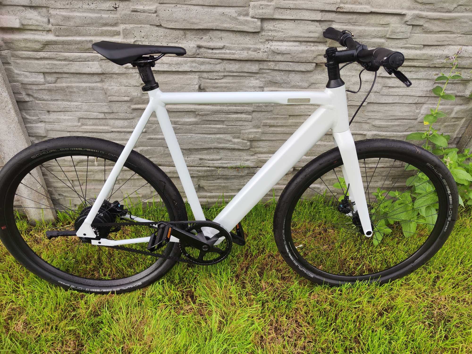 Rower elektryczny Coboc Brooklyn Fat na pasku nie rohloff cube stevens