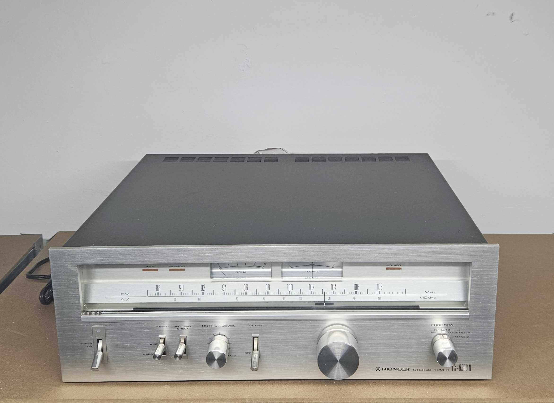 Tuner analogowy Pioneer TX-8500 II vintage