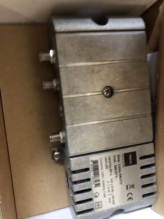 Amplificador de linha TV+SAT