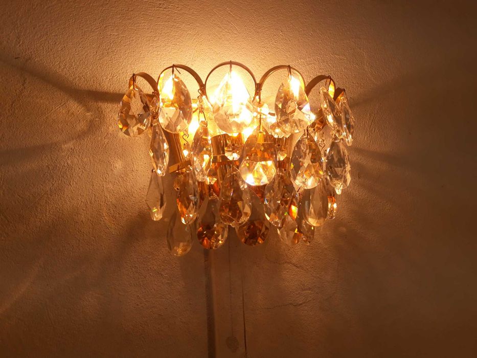 Kinkiet mosiężny kryształowy kryształowe kryształki z wyłącznikiem