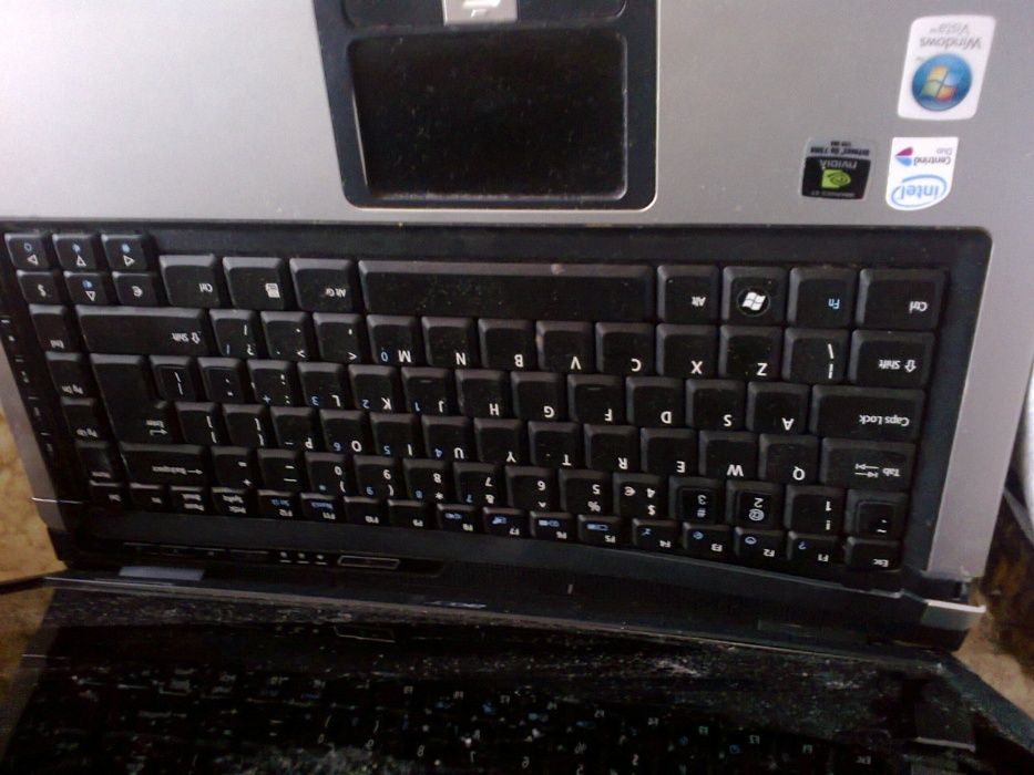 Laptopy.Ładowarki do telefonów ,laptopów