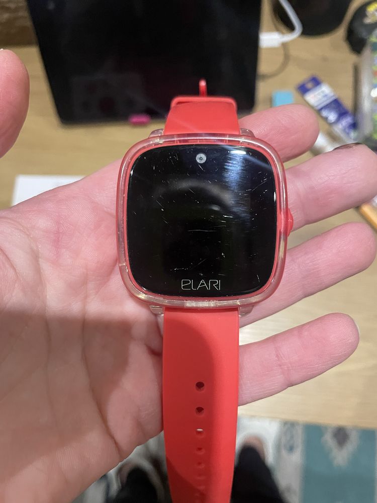 Дитячий смарт-годинник з GPS Elari KidPhone Fresh Red
