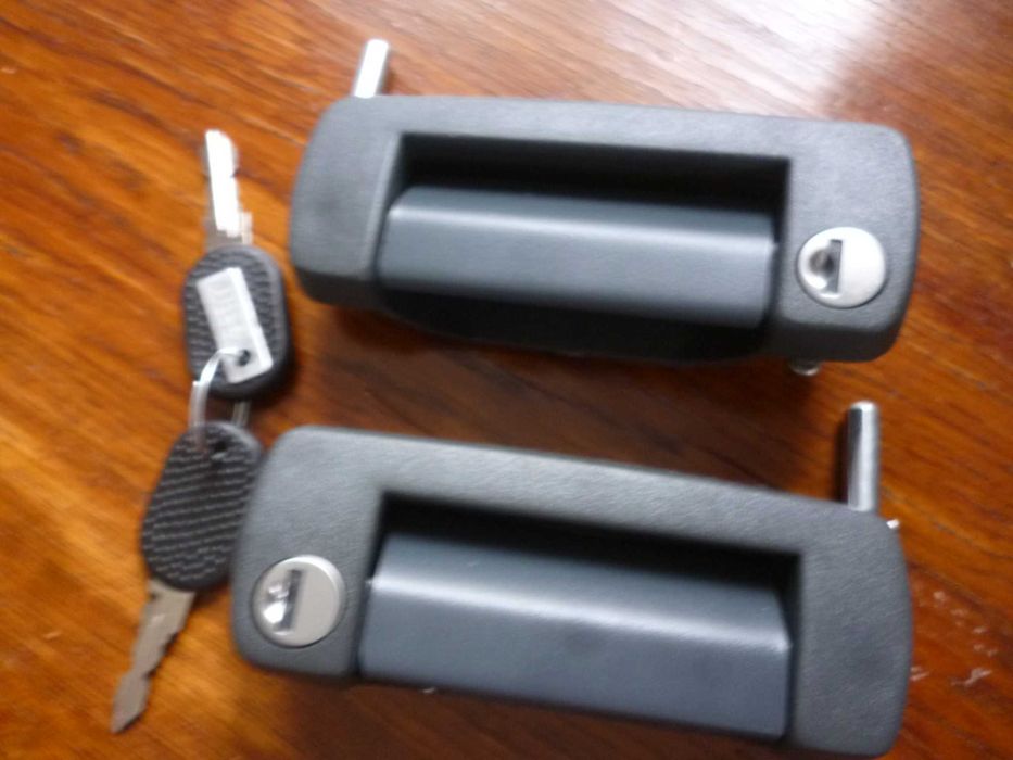 Fiat 126p elegant klamki zewnętrzne LP